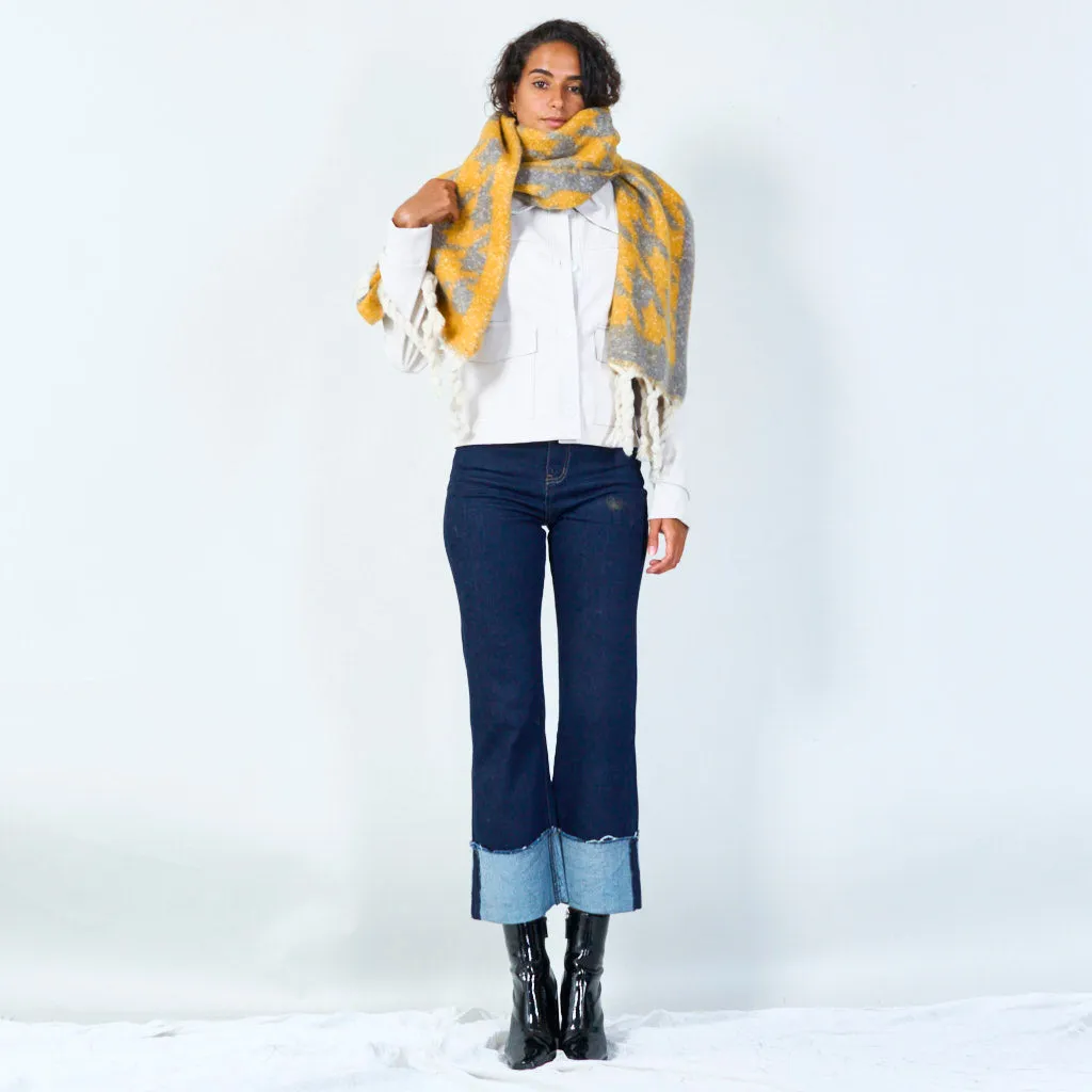 Bold houndstooth pattern scarf wholesale