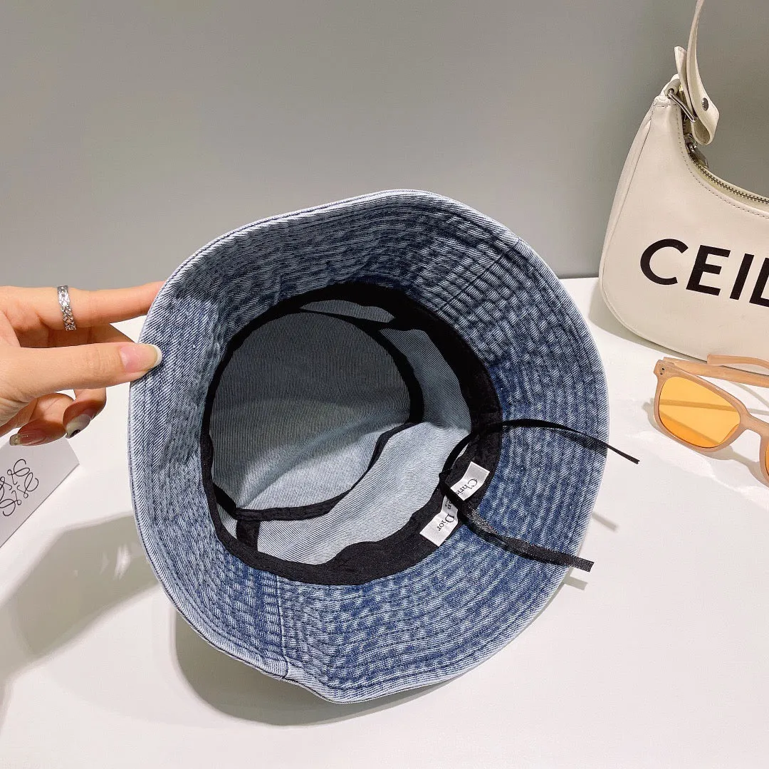 JW724 CD Bucket Hat