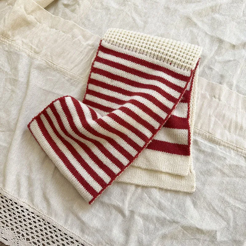 Red Knitted Scarf For Boys And Girls